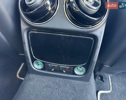 Чорний Ягуар Ікс Джей, об'ємом двигуна 3 л та пробігом 176 тис. км за 14500 $, фото 15 на Automoto.ua