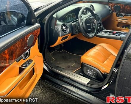 Ягуар Икс Джей 2014 в Харькове на Automoto.ua Черный Ягуар Икс Джей, объемом двигателя 3 л и пробегом 130 тыс. км за 26500 $, фото 8 на Automoto.ua
