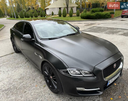 Чорний Ягуар Ікс Джей, об'ємом двигуна 3 л та пробігом 110 тис. км за 18600 $, фото 7 на Automoto.ua