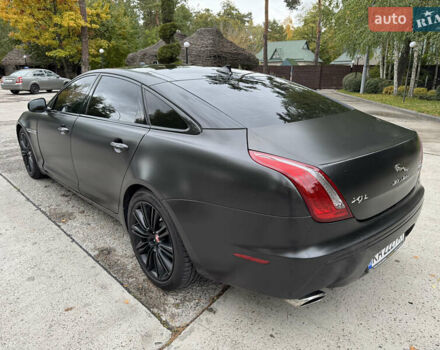 Чорний Ягуар Ікс Джей, об'ємом двигуна 3 л та пробігом 110 тис. км за 18600 $, фото 13 на Automoto.ua