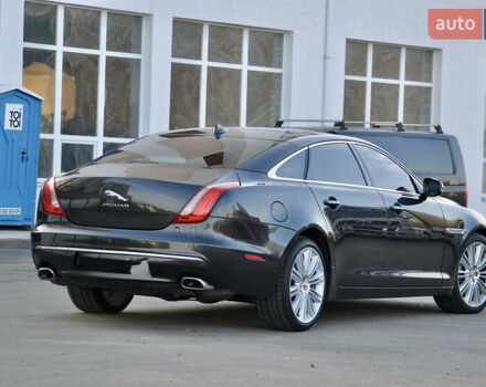 Черный Ягуар Икс Джей, объемом двигателя 3 л и пробегом 179 тыс. км за 16500 $, фото 4 на Automoto.ua