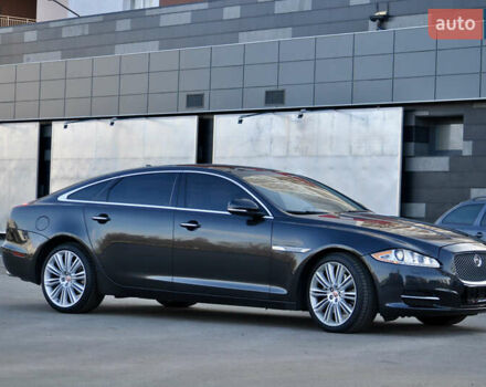 Черный Ягуар Икс Джей, объемом двигателя 3 л и пробегом 179 тыс. км за 16500 $, фото 11 на Automoto.ua