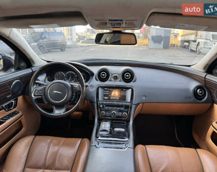 Черный Ягуар Икс Джей, объемом двигателя 3 л и пробегом 179 тыс. км за 16500 $, фото 43 на Automoto.ua