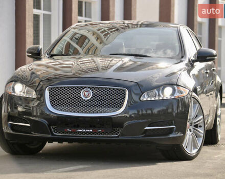 Черный Ягуар Икс Джей, объемом двигателя 3 л и пробегом 179 тыс. км за 16500 $, фото 22 на Automoto.ua