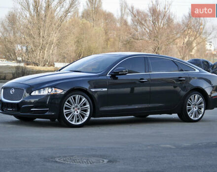 Черный Ягуар Икс Джей, объемом двигателя 3 л и пробегом 179 тыс. км за 16500 $, фото 3 на Automoto.ua
