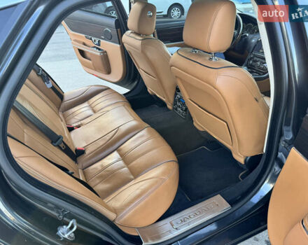 Черный Ягуар Икс Джей, объемом двигателя 3 л и пробегом 179 тыс. км за 16500 $, фото 51 на Automoto.ua