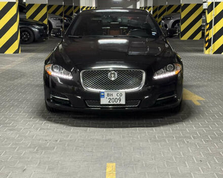 Черный Ягуар Икс Джей, объемом двигателя 2.97 л и пробегом 171 тыс. км за 17499 $, фото 1 на Automoto.ua