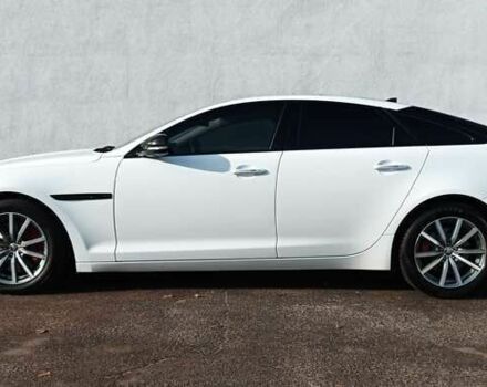 Ягуар Икс Джей 2013 в Киеве на Automoto.ua Ягуар Икс Джей, объемом двигателя 3 л и пробегом 198 тыс. км за 15500 $, фото 3 на Automoto.ua