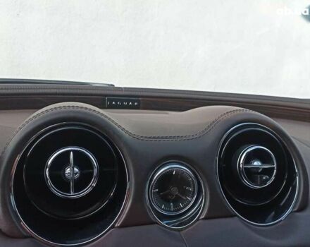 Ягуар Икс Джей 2013 в Киеве на Automoto.ua Ягуар Икс Джей, объемом двигателя 3 л и пробегом 198 тыс. км за 15500 $, фото 13 на Automoto.ua