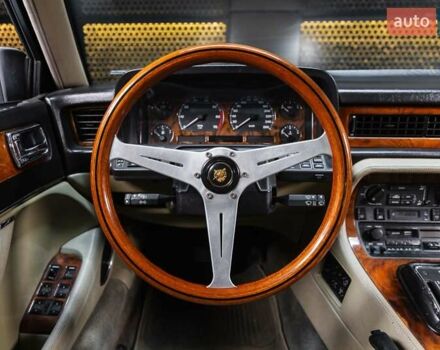 Серый Ягуар Икс Джей, объемом двигателя 3.2 л и пробегом 158 тыс. км за 23500 $, фото 21 на Automoto.ua