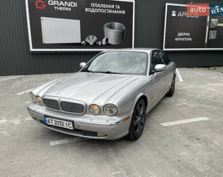 Ягуар Икс Джей 2003 в Ивано-Франковске на Automoto.ua Серый Ягуар Икс Джей, объемом двигателя 2.97 л и пробегом 206 тыс. км за 7999 $, фото 9 на Automoto.ua