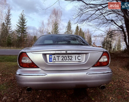Серый Ягуар Икс Джей, объемом двигателя 3 л и пробегом 209 тыс. км за 12000 $, фото 18 на Automoto.ua