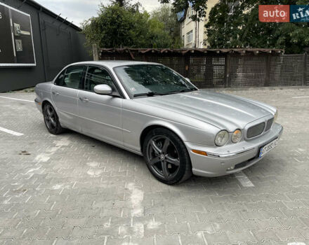 Ягуар Икс Джей 2003 в Ивано-Франковске на Automoto.ua Серый Ягуар Икс Джей, объемом двигателя 2.97 л и пробегом 206 тыс. км за 7999 $, фото 1 на Automoto.ua