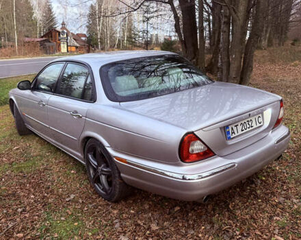 Серый Ягуар Икс Джей, объемом двигателя 3 л и пробегом 209 тыс. км за 12000 $, фото 3 на Automoto.ua