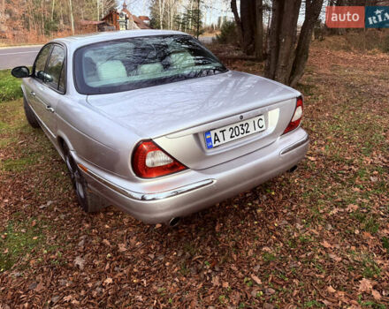 Серый Ягуар Икс Джей, объемом двигателя 3 л и пробегом 209 тыс. км за 12000 $, фото 27 на Automoto.ua