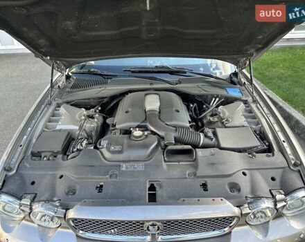 Сірий Ягуар Ікс Джей, об'ємом двигуна 4.2 л та пробігом 74 тис. км за 36000 $, фото 18 на Automoto.ua