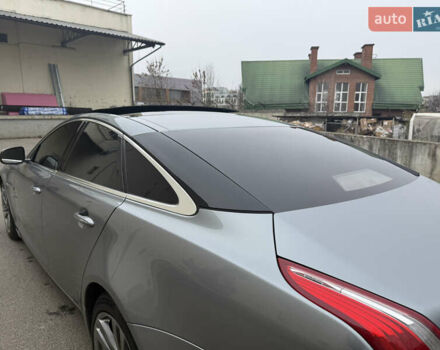 Серый Ягуар Икс Джей, объемом двигателя 3 л и пробегом 209 тыс. км за 27500 $, фото 23 на Automoto.ua