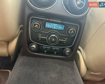 Серый Ягуар Икс Джей, объемом двигателя 3 л и пробегом 209 тыс. км за 27500 $, фото 56 на Automoto.ua