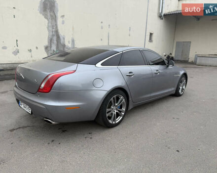 Серый Ягуар Икс Джей, объемом двигателя 3 л и пробегом 209 тыс. км за 27500 $, фото 81 на Automoto.ua