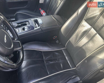 Сірий Ягуар Ікс Джей, об'ємом двигуна 3 л та пробігом 162 тис. км за 14500 $, фото 9 на Automoto.ua