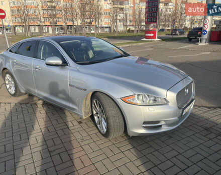 Сірий Ягуар Ікс Джей, об'ємом двигуна 3 л та пробігом 162 тис. км за 14500 $, фото 1 на Automoto.ua