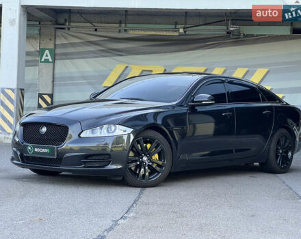Ягуар Икс Джей 2013 в Киеве на Automoto.ua Серый Ягуар Икс Джей, объемом двигателя 3 л и пробегом 274 тыс. км за 18800 $, фото 8 на Automoto.ua