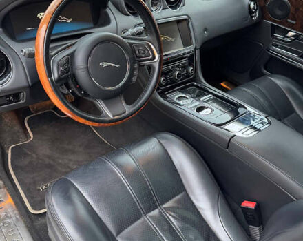 Ягуар Икс Джей 2013 в Виннице на Automoto.ua Серый Ягуар Икс Джей, объемом двигателя 3 л и пробегом 110 тыс. км за 22000 $, фото 9 на Automoto.ua