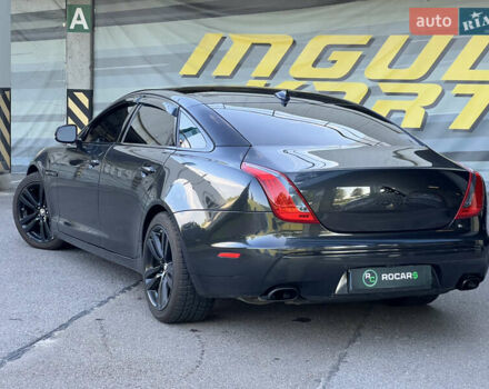 Ягуар Икс Джей 2013 в Киеве на Automoto.ua Серый Ягуар Икс Джей, объемом двигателя 3 л и пробегом 274 тыс. км за 18800 $, фото 14 на Automoto.ua