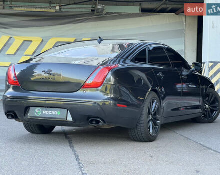 Ягуар Икс Джей 2013 в Киеве на Automoto.ua Серый Ягуар Икс Джей, объемом двигателя 3 л и пробегом 274 тыс. км за 18800 $, фото 19 на Automoto.ua
