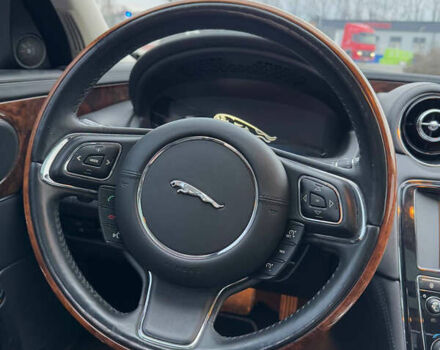 Ягуар Икс Джей 2013 в Виннице на Automoto.ua Серый Ягуар Икс Джей, объемом двигателя 3 л и пробегом 110 тыс. км за 22000 $, фото 15 на Automoto.ua