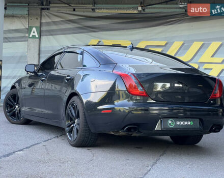 Ягуар Икс Джей 2013 в Киеве на Automoto.ua Серый Ягуар Икс Джей, объемом двигателя 3 л и пробегом 274 тыс. км за 18800 $, фото 15 на Automoto.ua