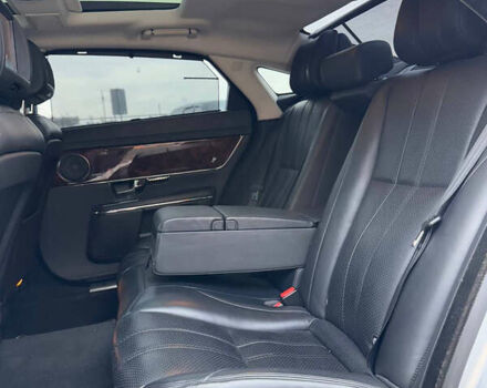 Ягуар Икс Джей 2013 в Виннице на Automoto.ua Серый Ягуар Икс Джей, объемом двигателя 3 л и пробегом 110 тыс. км за 22000 $, фото 13 на Automoto.ua