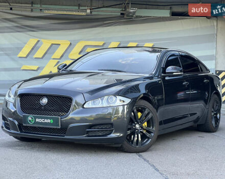 Ягуар Икс Джей 2013 в Киеве на Automoto.ua Серый Ягуар Икс Джей, объемом двигателя 3 л и пробегом 274 тыс. км за 18800 $, фото 6 на Automoto.ua