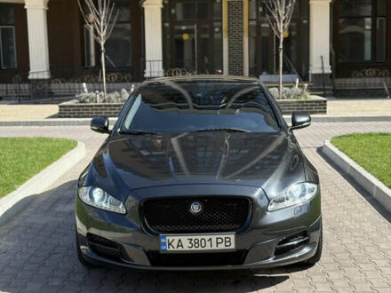 Ягуар Икс Джей 2013 в Киеве на Automoto.ua Серый Ягуар Икс Джей, объемом двигателя 3 л и пробегом 265 тыс. км за 21000 $, фото 1 на Automoto.ua