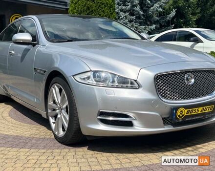 Сірий Ягуар Ікс Джей, об'ємом двигуна 3 л та пробігом 105 тис. км за 30800 $, фото 1 на Automoto.ua