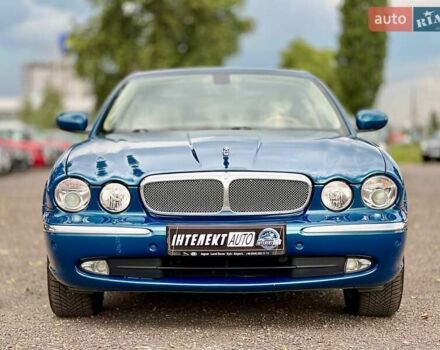 Синий Ягуар Икс Джей, объемом двигателя 3.5 л и пробегом 120 тыс. км за 25000 $, фото 8 на Automoto.ua