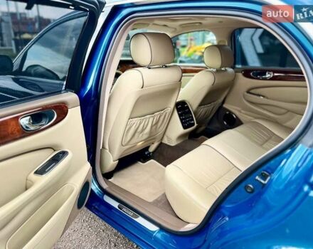 Синий Ягуар Икс Джей, объемом двигателя 3.5 л и пробегом 120 тыс. км за 25000 $, фото 14 на Automoto.ua