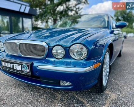 Синий Ягуар Икс Джей, объемом двигателя 3.5 л и пробегом 120 тыс. км за 25000 $, фото 43 на Automoto.ua