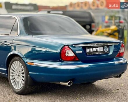 Синий Ягуар Икс Джей, объемом двигателя 3.5 л и пробегом 120 тыс. км за 25000 $, фото 10 на Automoto.ua