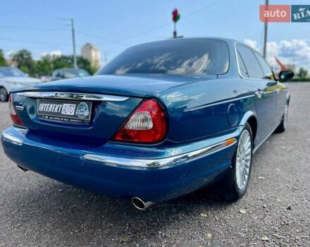 Синий Ягуар Икс Джей, объемом двигателя 3.5 л и пробегом 120 тыс. км за 25000 $, фото 40 на Automoto.ua