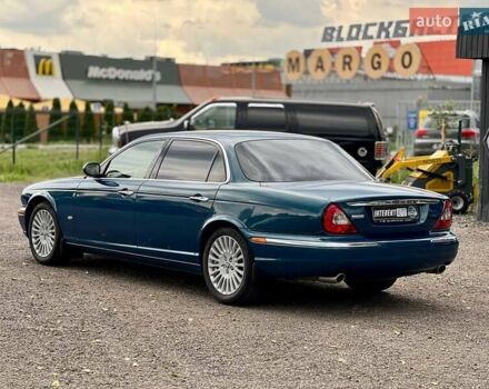 Синий Ягуар Икс Джей, объемом двигателя 3.5 л и пробегом 120 тыс. км за 25000 $, фото 2 на Automoto.ua
