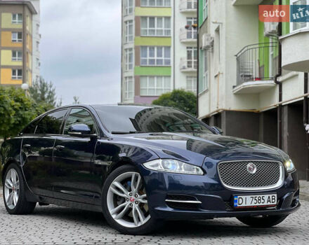 Синий Ягуар Икс Джей, объемом двигателя 2.99 л и пробегом 140 тыс. км за 24850 $, фото 2 на Automoto.ua