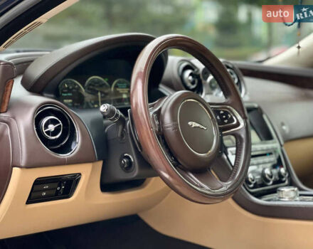 Синий Ягуар Икс Джей, объемом двигателя 2.99 л и пробегом 140 тыс. км за 24850 $, фото 30 на Automoto.ua