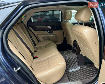 Синий Ягуар Икс Джей, объемом двигателя 2.99 л и пробегом 140 тыс. км за 24850 $, фото 54 на Automoto.ua