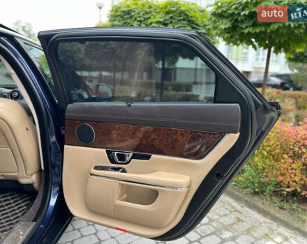 Синий Ягуар Икс Джей, объемом двигателя 2.99 л и пробегом 140 тыс. км за 24850 $, фото 53 на Automoto.ua