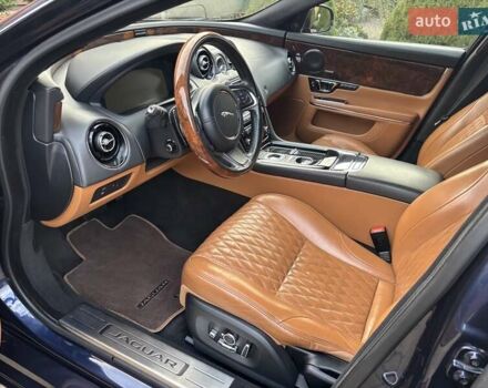 Синий Ягуар Икс Джей, объемом двигателя 3 л и пробегом 147 тыс. км за 24700 $, фото 24 на Automoto.ua