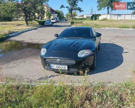 Черный Ягуар ХК, объемом двигателя 4.2 л и пробегом 65 тыс. км за 21000 $, фото 6 на Automoto.ua