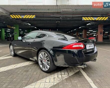 Черный Ягуар ХК, объемом двигателя 5 л и пробегом 65 тыс. км за 27990 $, фото 4 на Automoto.ua