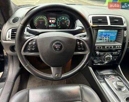 Чорний Ягуар ХК, об'ємом двигуна 5 л та пробігом 65 тис. км за 27990 $, фото 18 на Automoto.ua