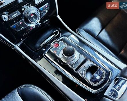 Черный Ягуар ХК, объемом двигателя 5 л и пробегом 65 тыс. км за 27990 $, фото 23 на Automoto.ua